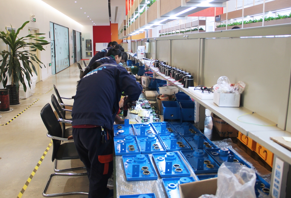 華科電氣生產中心：技能顯身手 比武練精兵(圖6)