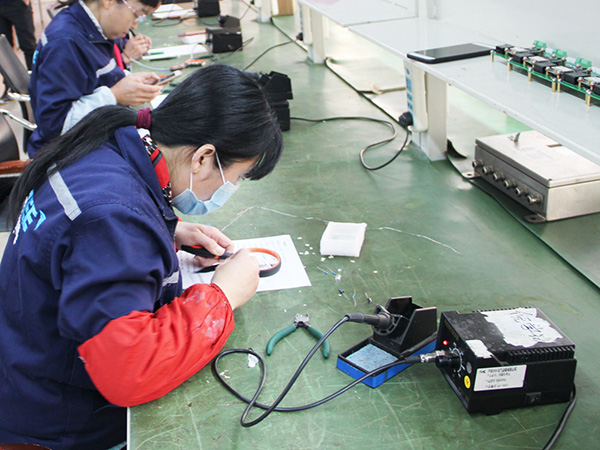 華科電氣生產中心舉行生產技能比賽(圖4)